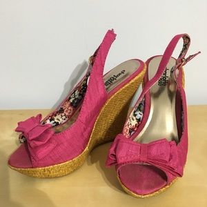 Pink Wedges